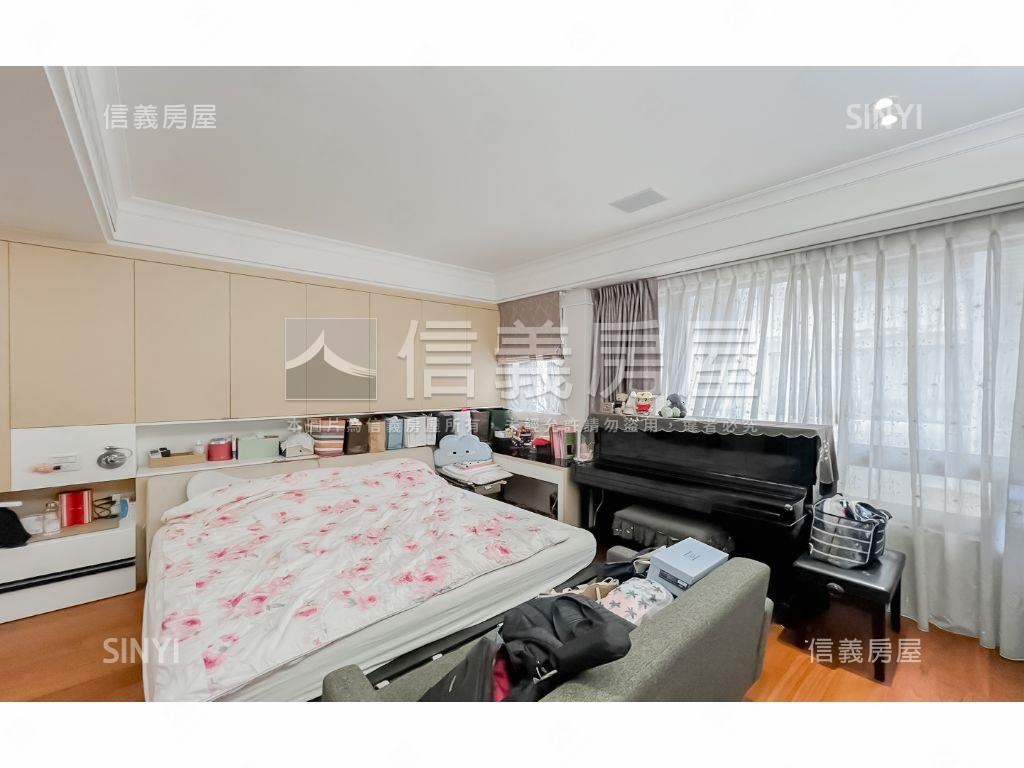 專任北屯仁美學區別墅房屋室內格局與周邊環境