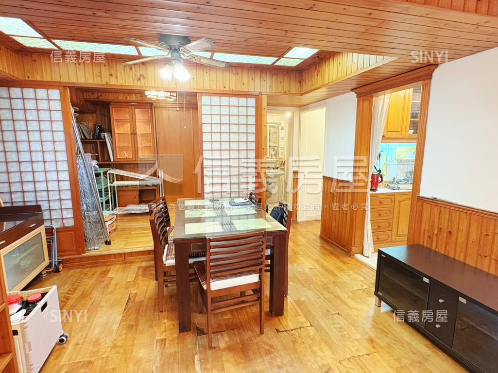 面公園高樓視野戶四房平車房屋室內格局與周邊環境