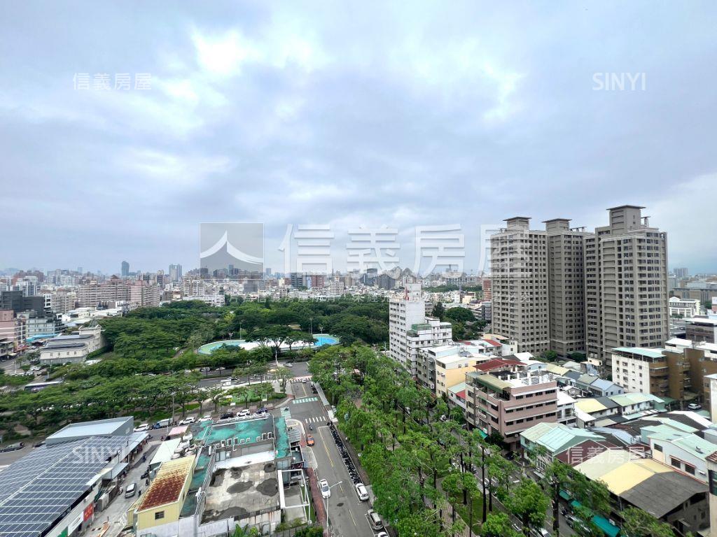 面公園高樓視野戶四房平車房屋室內格局與周邊環境