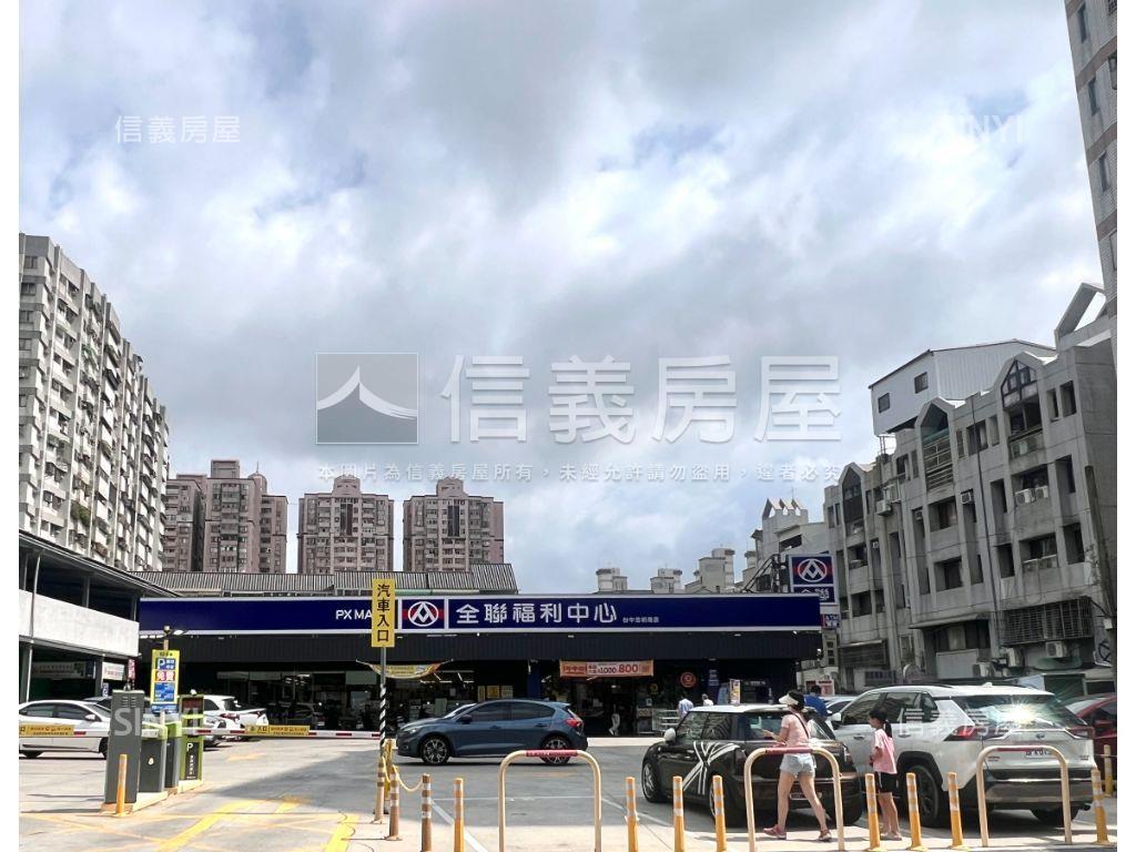 面公園高樓視野戶四房平車房屋室內格局與周邊環境