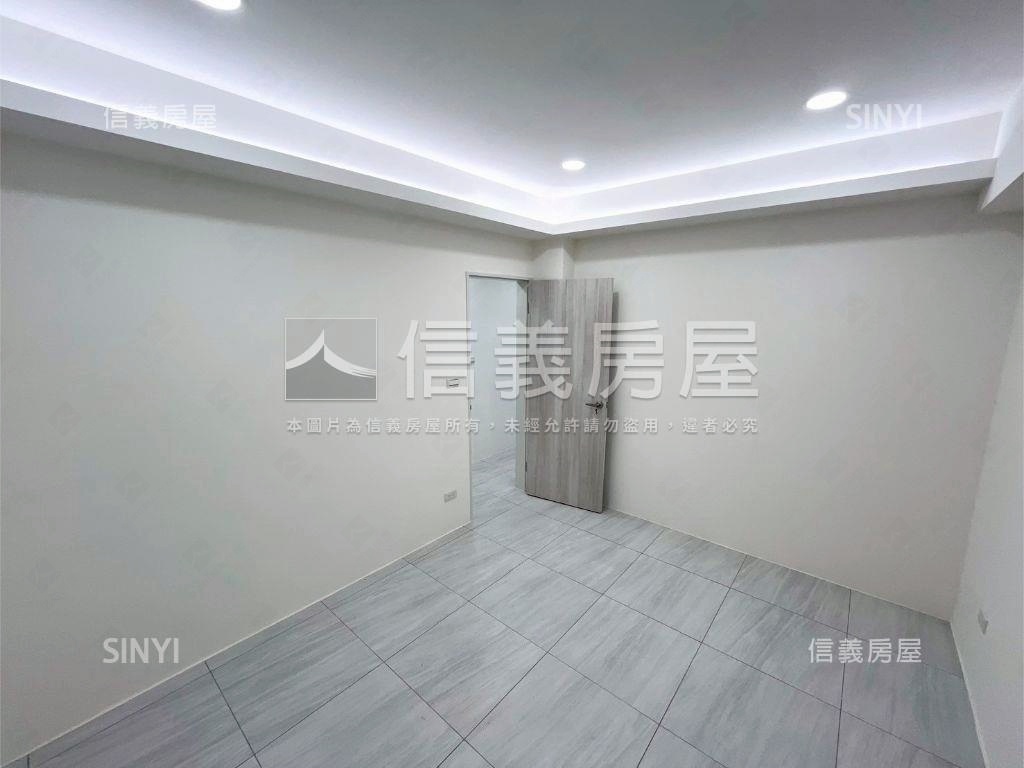 三民路一樓美麗大空間房屋室內格局與周邊環境