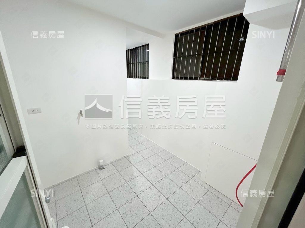 三民路一樓美麗大空間房屋室內格局與周邊環境