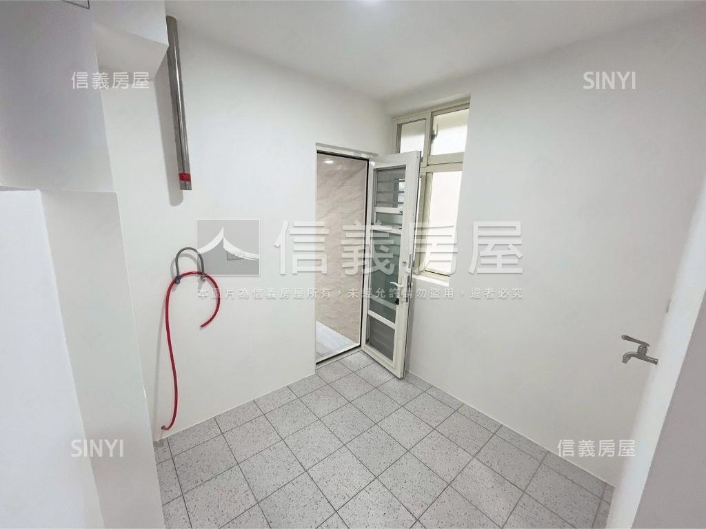 三民路一樓美麗大空間房屋室內格局與周邊環境