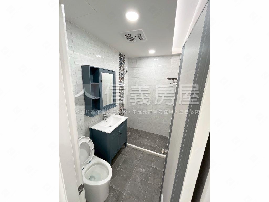 三民路一樓美麗大空間房屋室內格局與周邊環境