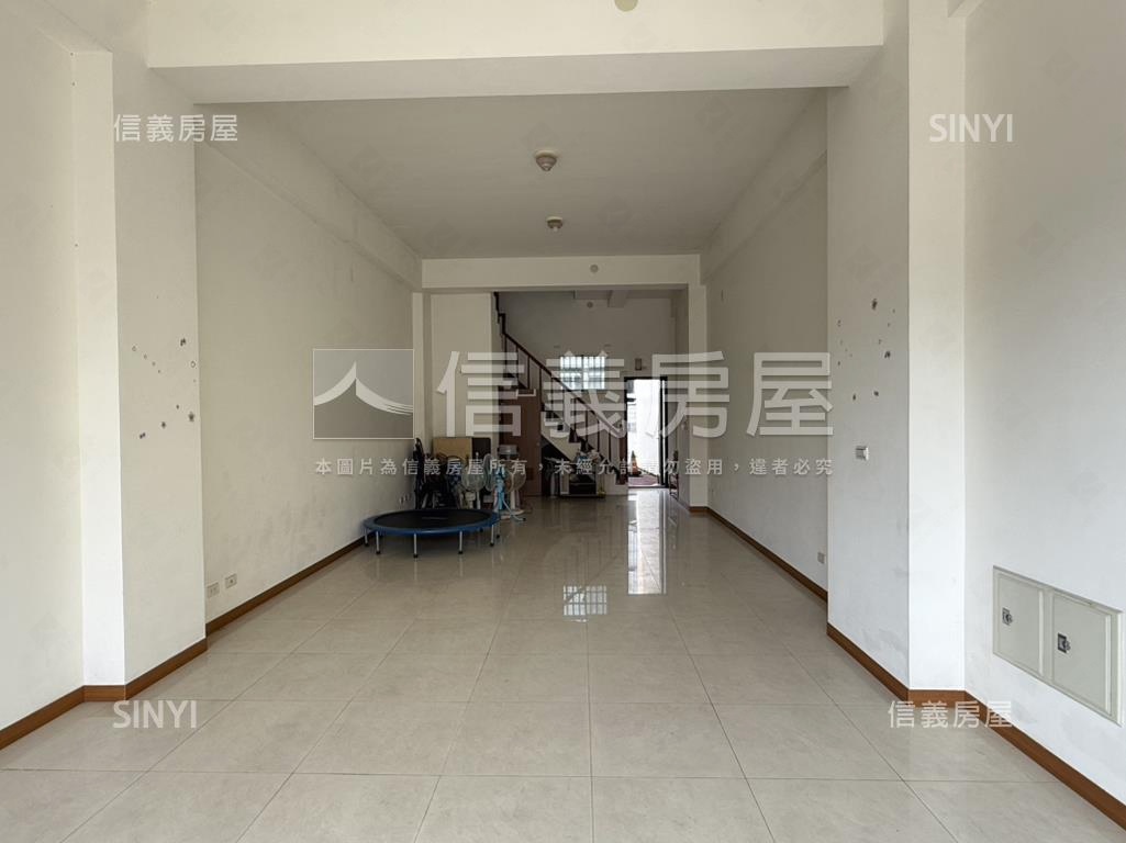 好市多旁稀有透天房屋室內格局與周邊環境