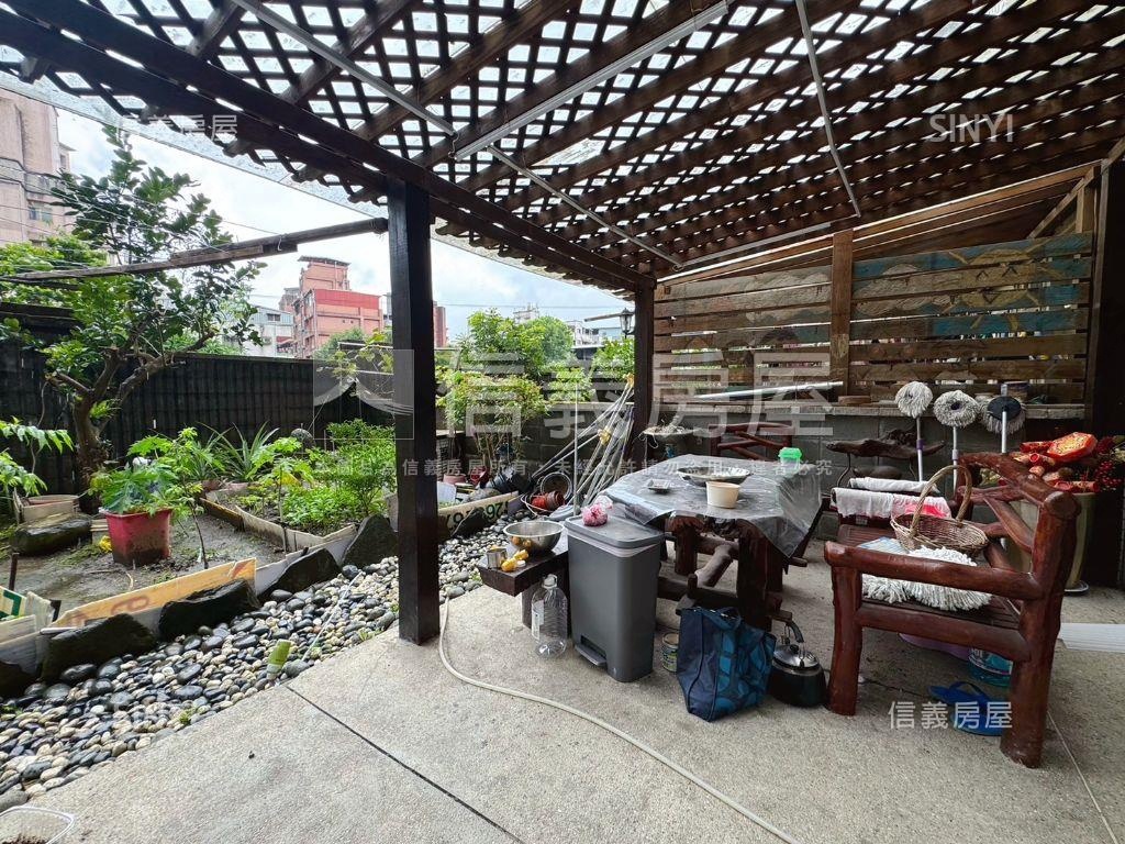 ⭐Ｅ美樂地庭院戶＋車位⭐房屋室內格局與周邊環境