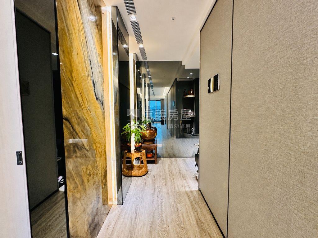碧波白臨溪望山三房加車位房屋室內格局與周邊環境
