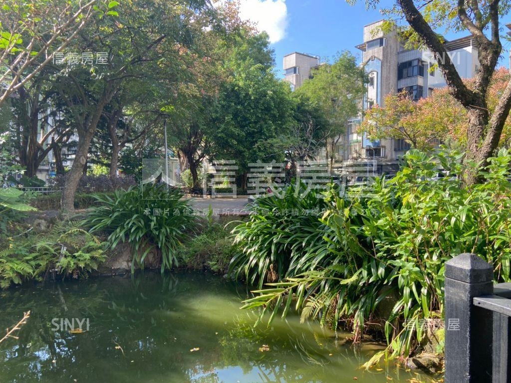 公園靜巷方正三房一樓房屋室內格局與周邊環境