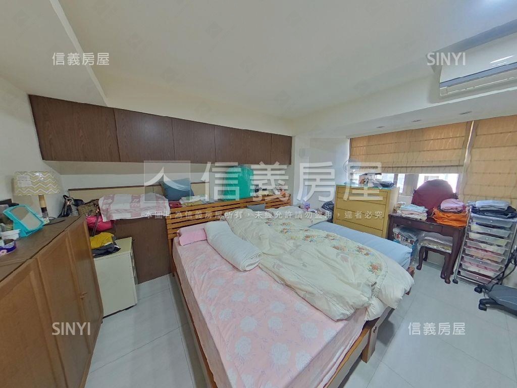 名人大器典雅美屋車位房屋室內格局與周邊環境