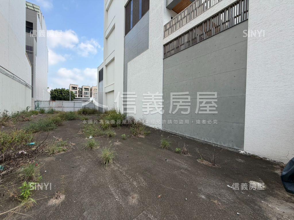 崇明四街面寬七米五方正地房屋室內格局與周邊環境