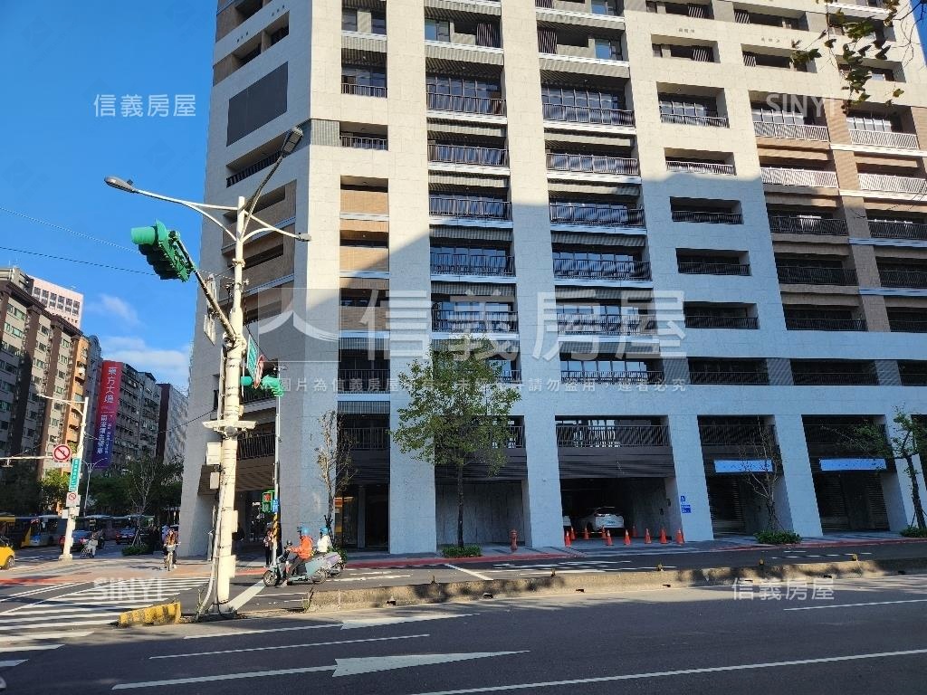 全坤１０１高樓兩房房屋室內格局與周邊環境