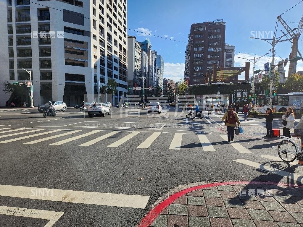 全坤１０１高樓兩房房屋室內格局與周邊環境