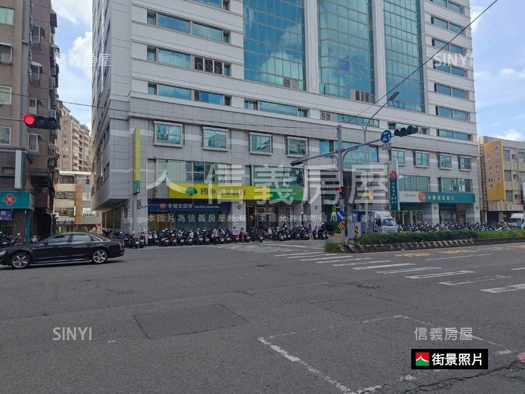 中華世貿│百坪商辦三平車房屋室內格局與周邊環境