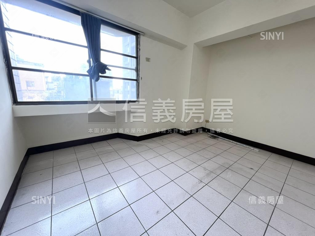 東海君臨天下三房平車房屋室內格局與周邊環境