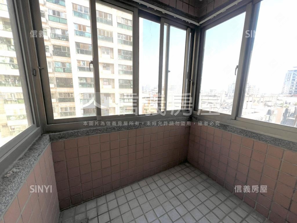 東海君臨天下三房平車房屋室內格局與周邊環境