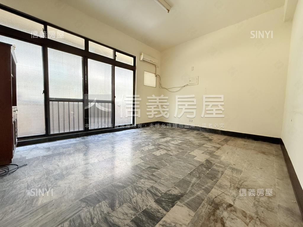 近北區朝東南臨路活巷透天房屋室內格局與周邊環境