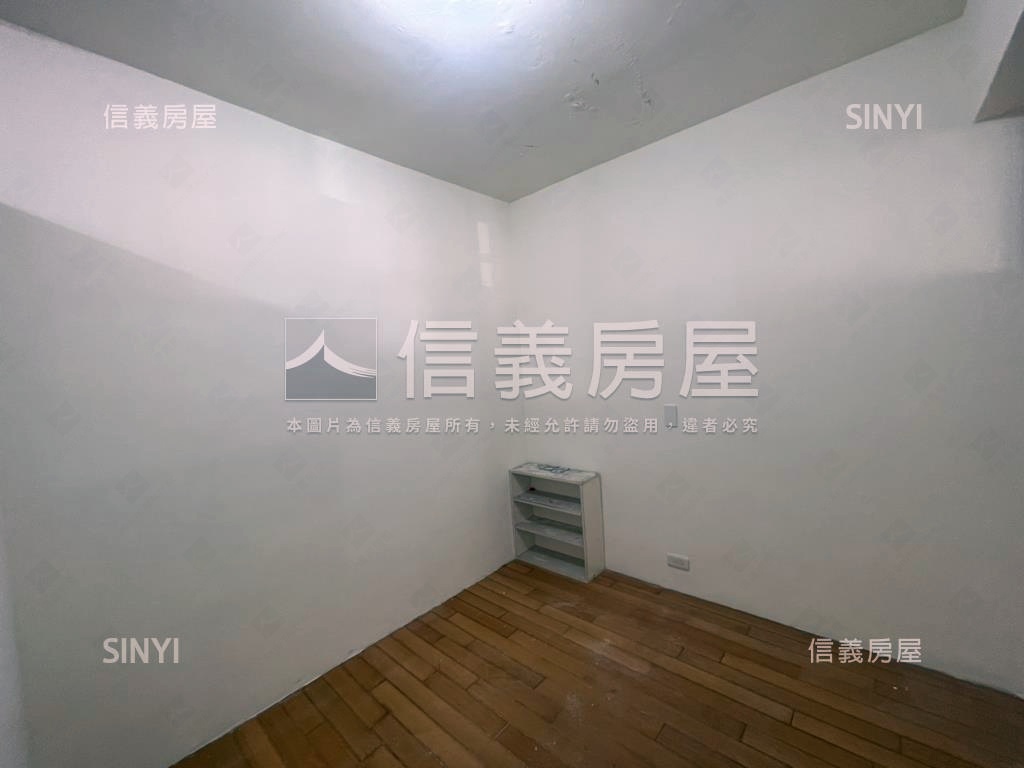 邊間稀有低總美寓房屋室內格局與周邊環境