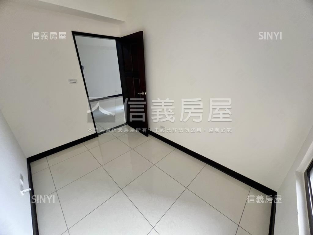 心豐花園全新三房Ｂ１車位房屋室內格局與周邊環境