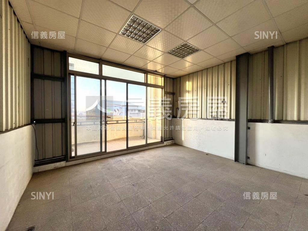 近小北門新光。西門路店面房屋室內格局與周邊環境