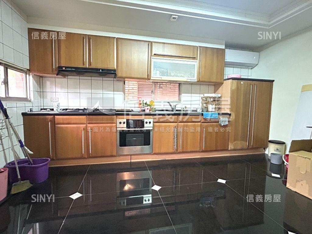 鳥語花香和楓美宅房屋室內格局與周邊環境