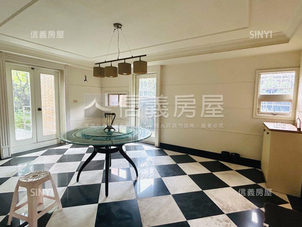 鳥語花香和楓美宅房屋室內格局與周邊環境