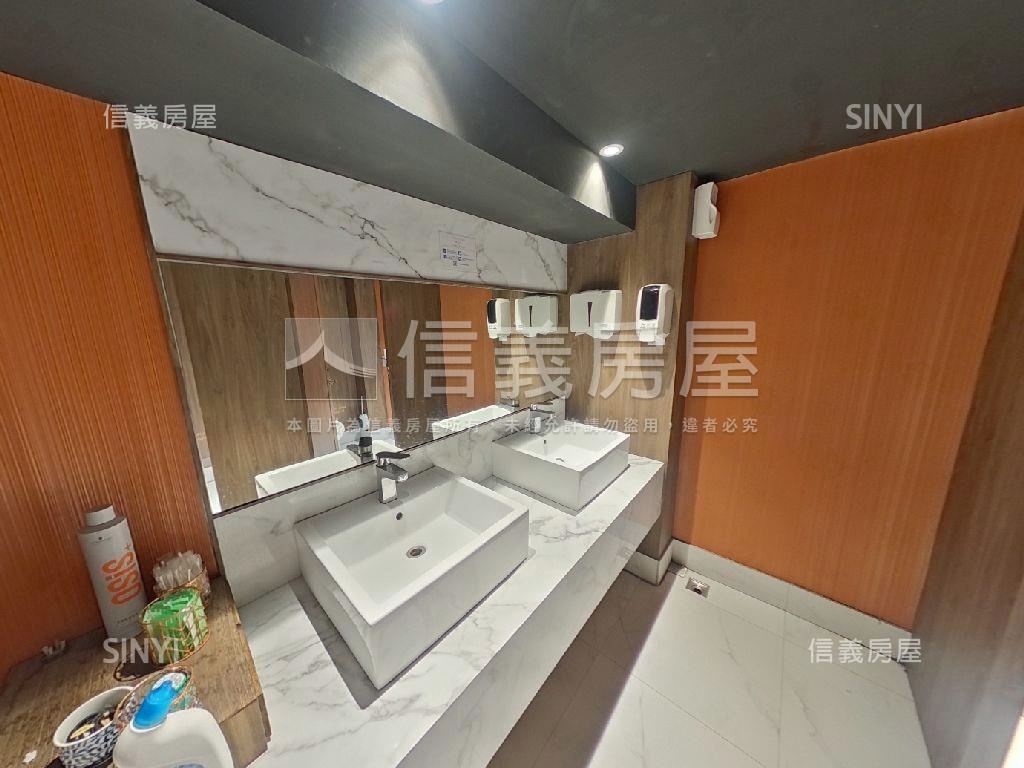 大安路面寬黃金店面房屋室內格局與周邊環境