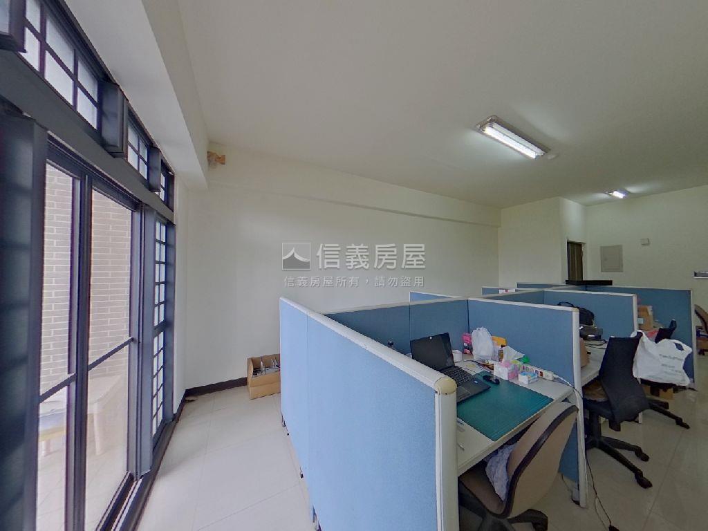 ✿專任華夏金城稀有三房✿房屋室內格局與周邊環境