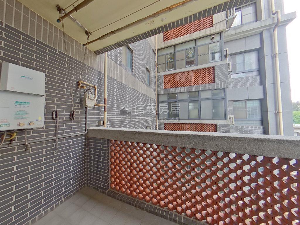 ✿專任華夏金城稀有三房✿房屋室內格局與周邊環境