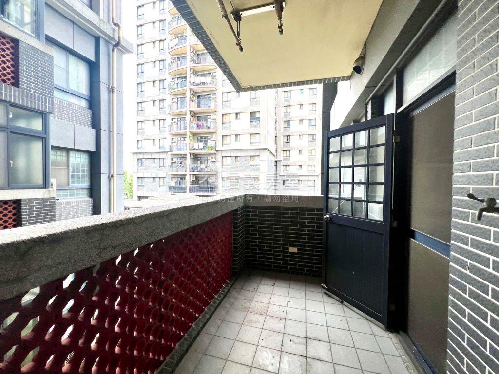 ✿專任華夏金城稀有三房✿房屋室內格局與周邊環境