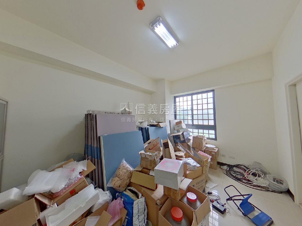✿專任華夏金城稀有三房✿房屋室內格局與周邊環境