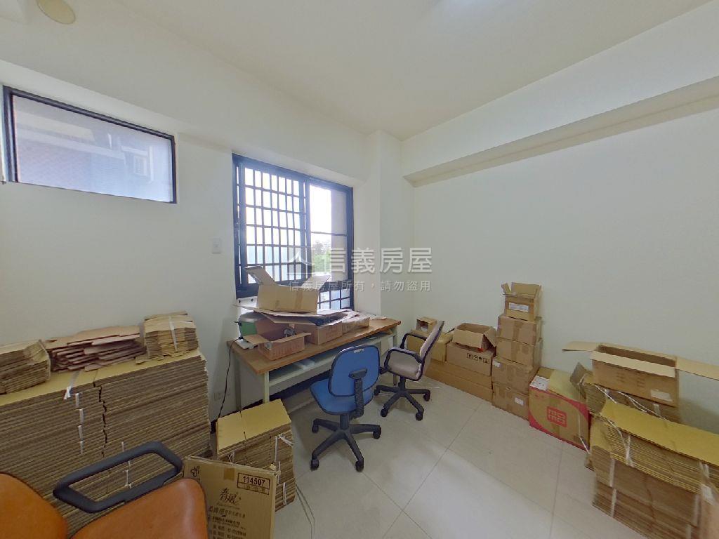 ✿專任華夏金城稀有三房✿房屋室內格局與周邊環境