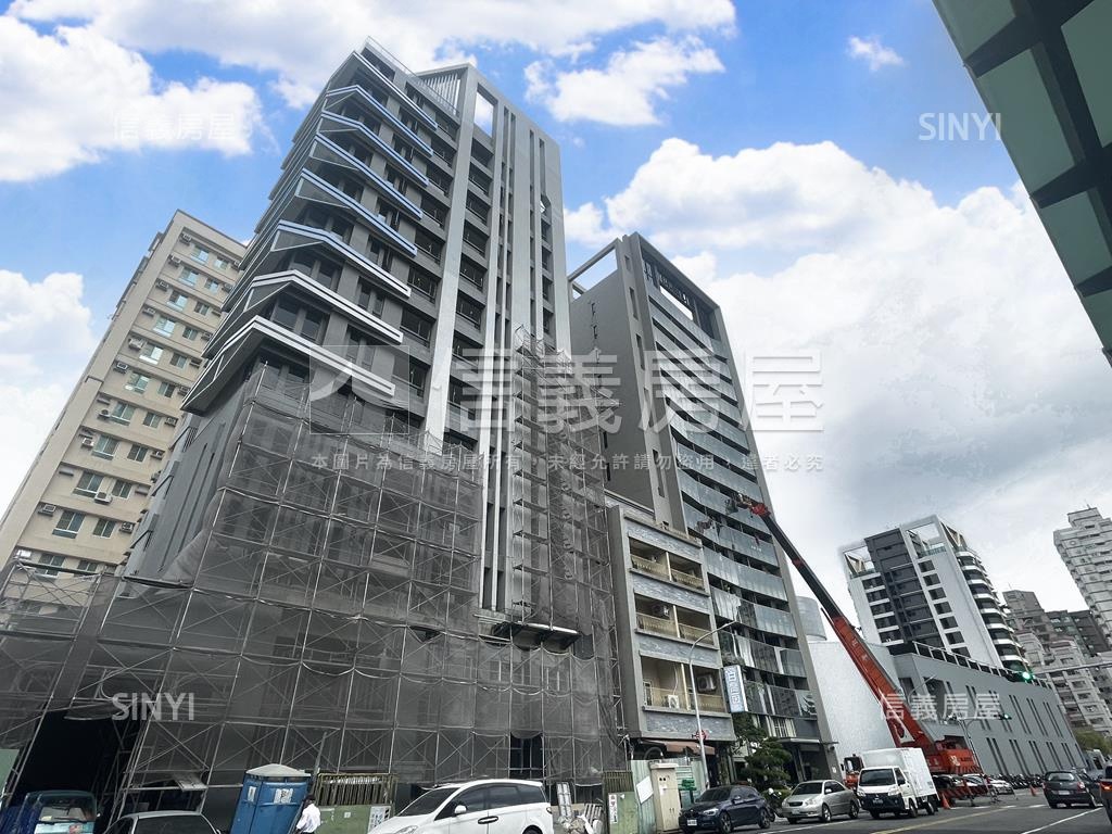 艾美巨蛋‧Ｅ－９兩房平車房屋室內格局與周邊環境
