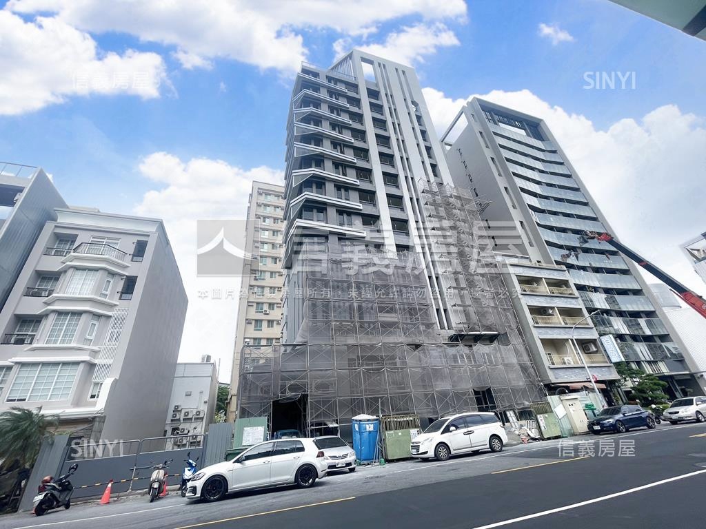 艾美巨蛋‧Ｅ－９兩房平車房屋室內格局與周邊環境