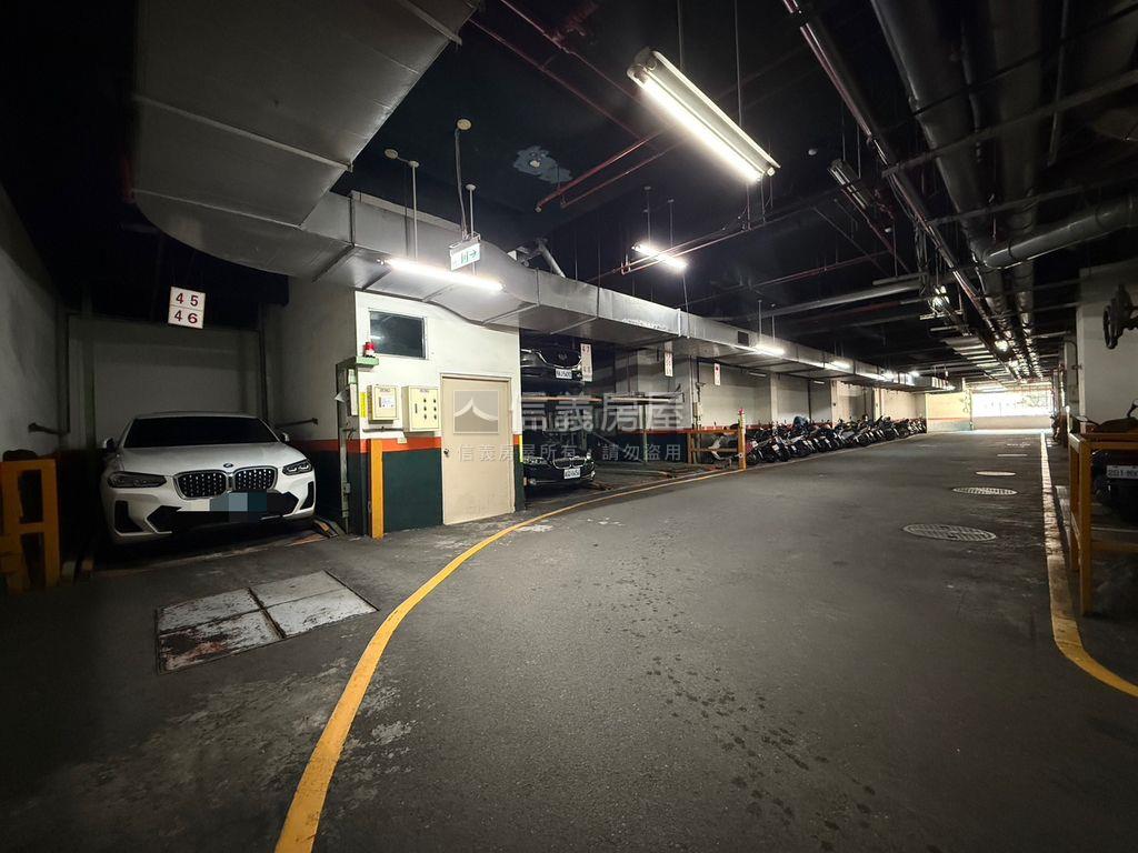 星雲街三面採光邊間電梯宅房屋室內格局與周邊環境