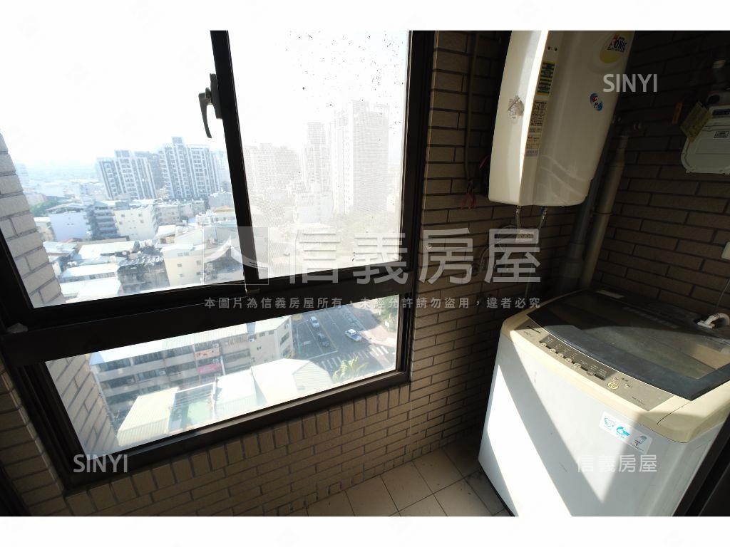 品藏面公園視野兩房平車讚房屋室內格局與周邊環境