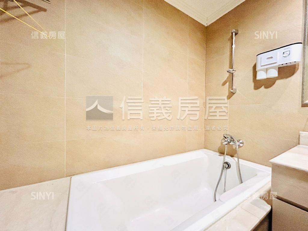 華固優質設計感面中庭房屋室內格局與周邊環境