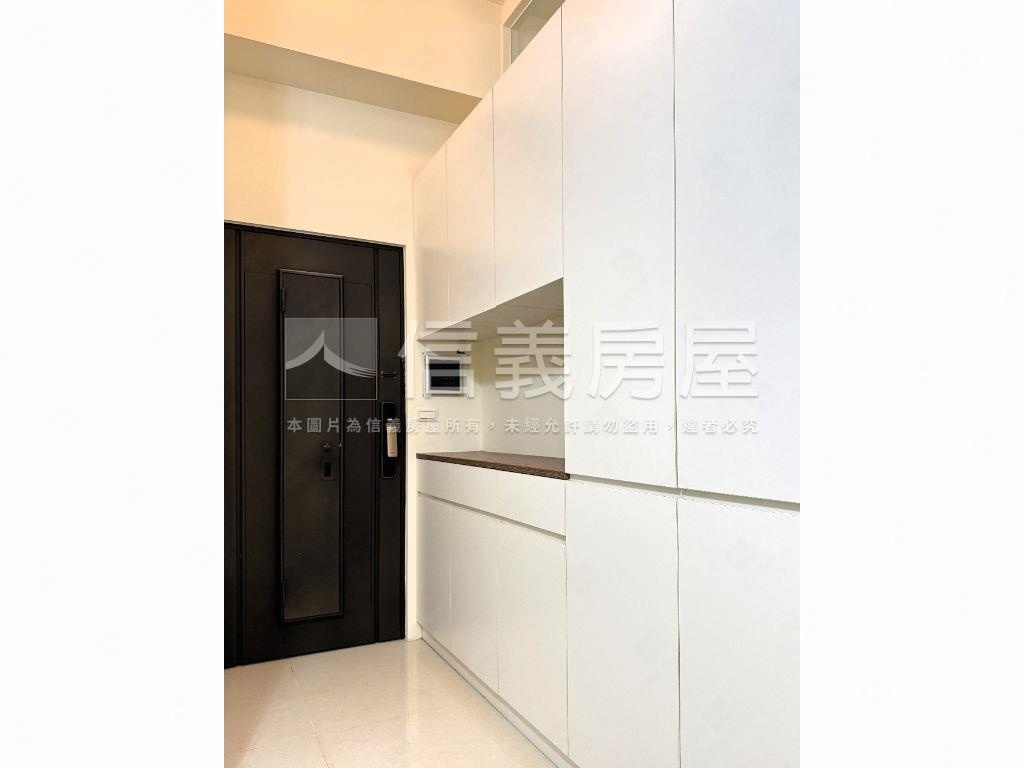 水岸陽光綠景美宅房屋室內格局與周邊環境