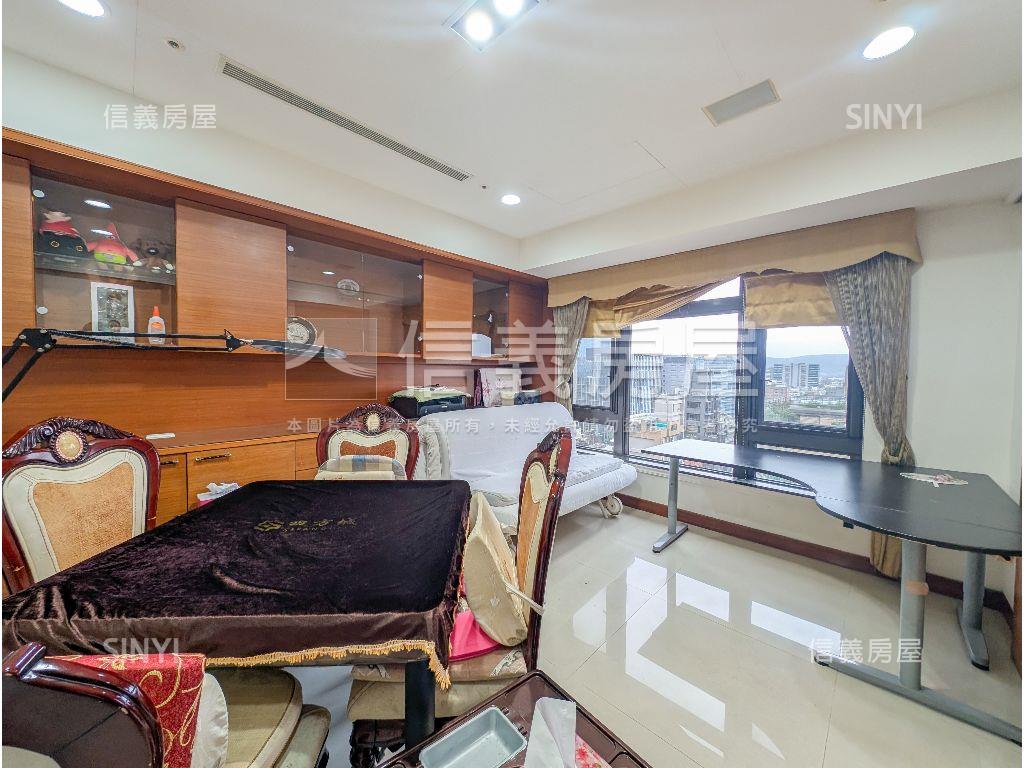 國美華爾道夫二期層峰豪邸房屋室內格局與周邊環境