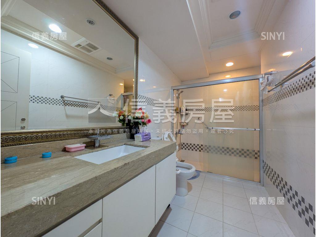 國美華爾道夫二期層峰豪邸房屋室內格局與周邊環境