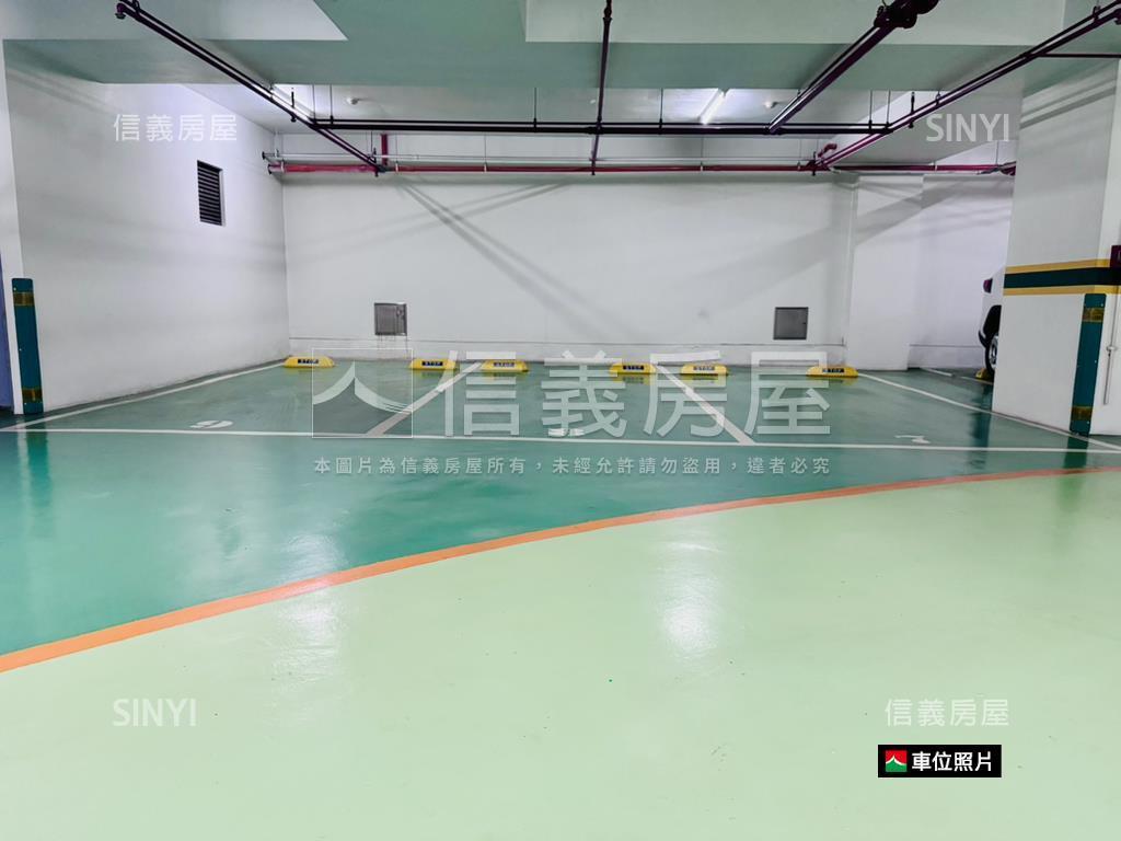 亞灣御海雙車位豪邸房屋室內格局與周邊環境