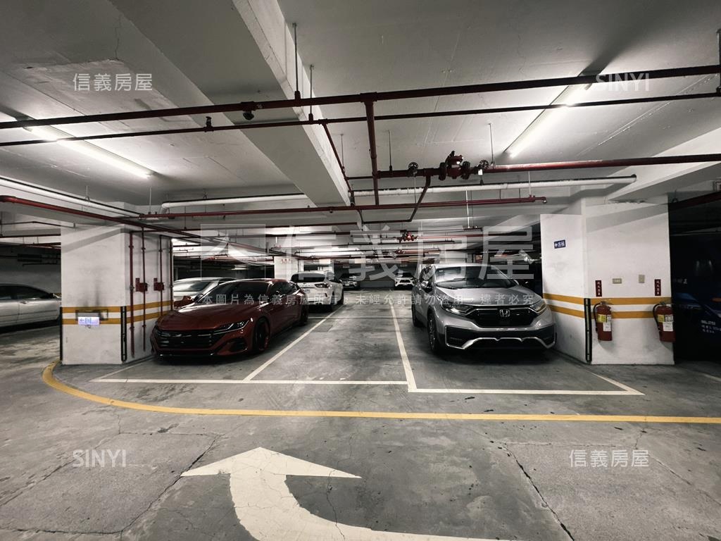 台灣科技總部一樓店辦房屋室內格局與周邊環境