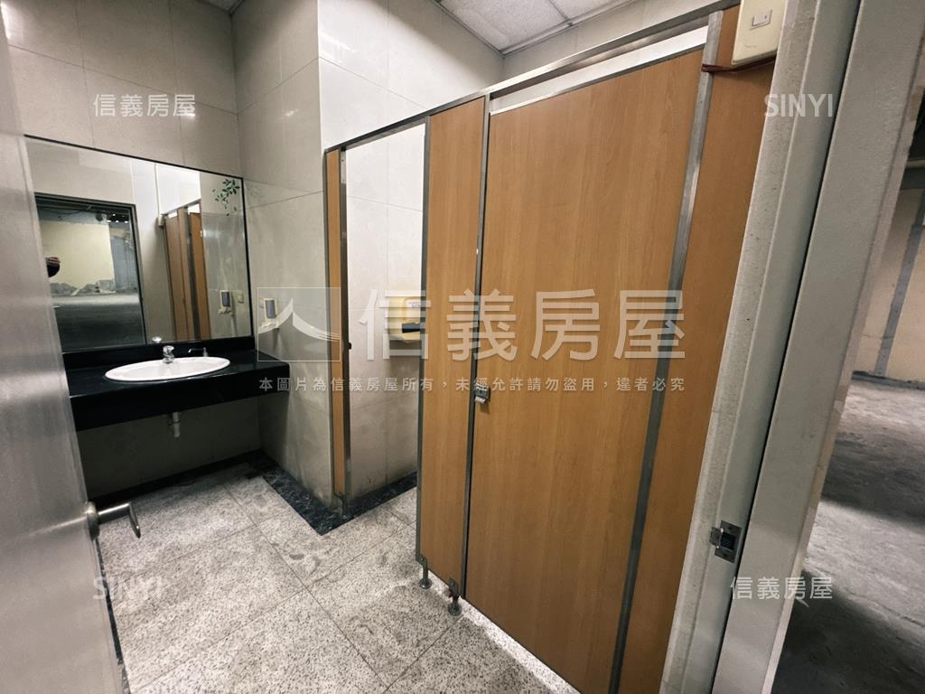 台灣科技總部一樓店辦房屋室內格局與周邊環境