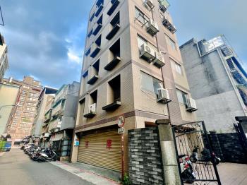 中正重慶南路面寬一樓