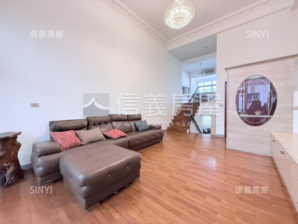 捷運樓中樓三房有平車位房屋室內格局與周邊環境