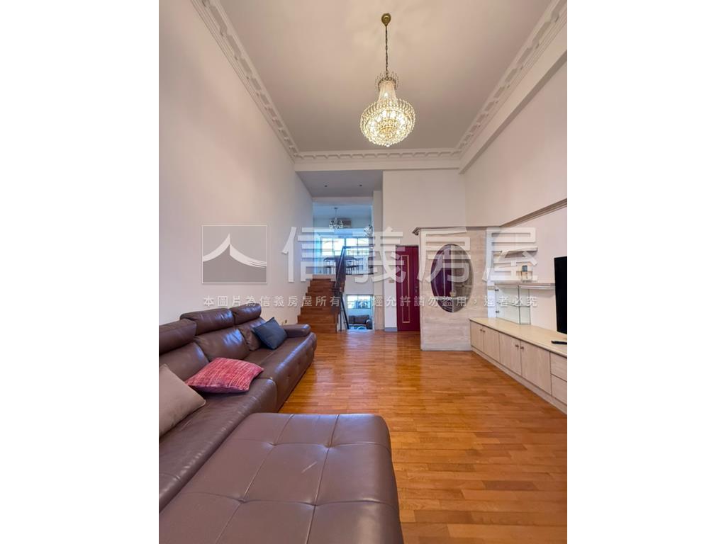 捷運樓中樓三房有平車位房屋室內格局與周邊環境