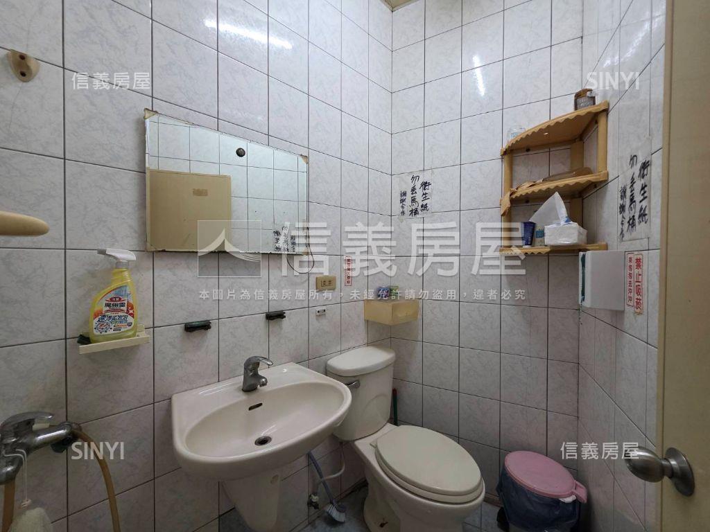 近菜寮捷運創業店面房屋室內格局與周邊環境