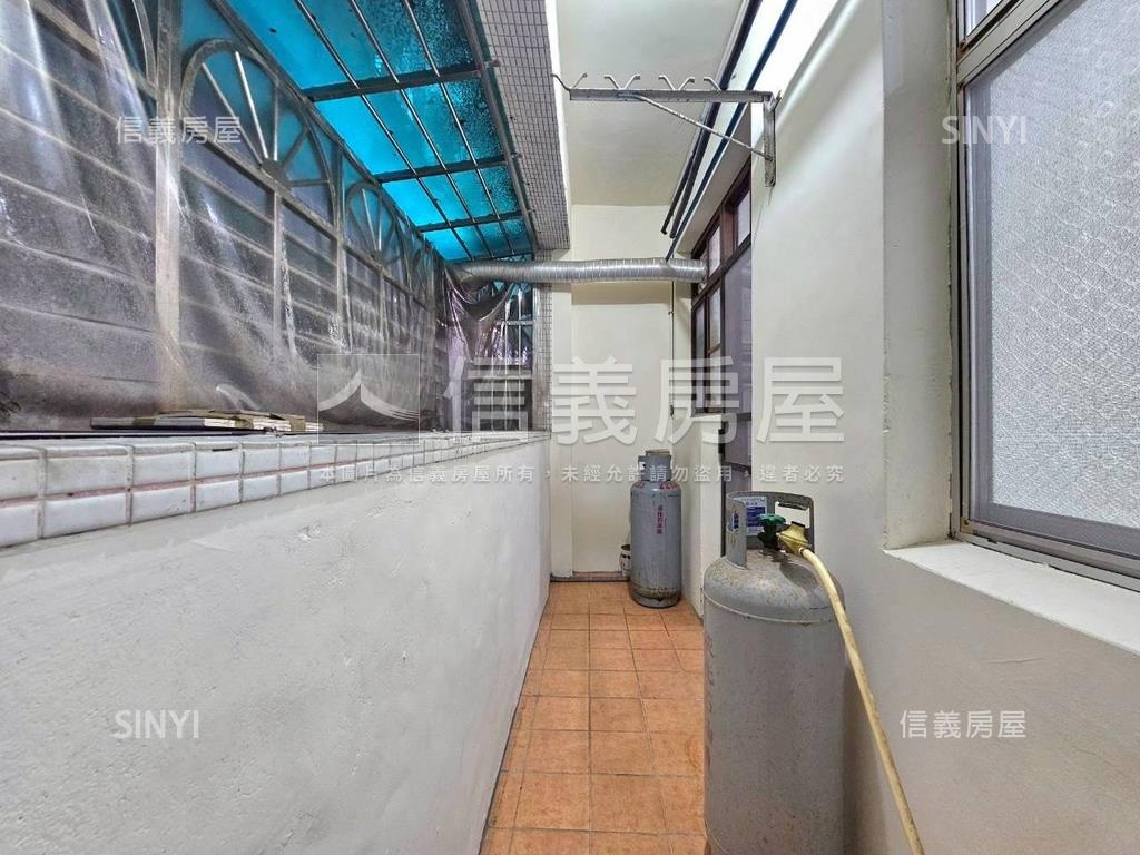 富貴街低總價三房房屋室內格局與周邊環境