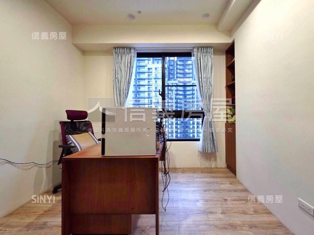 雲悅高樓採光三房房屋室內格局與周邊環境