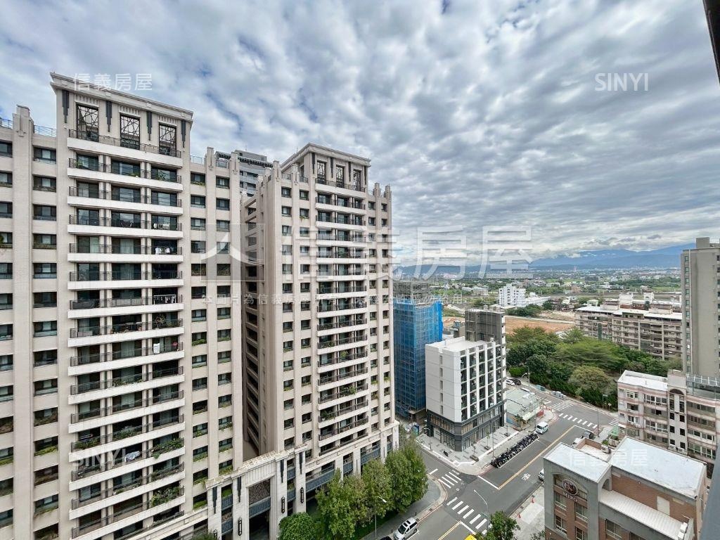 雲悅高樓採光三房房屋室內格局與周邊環境