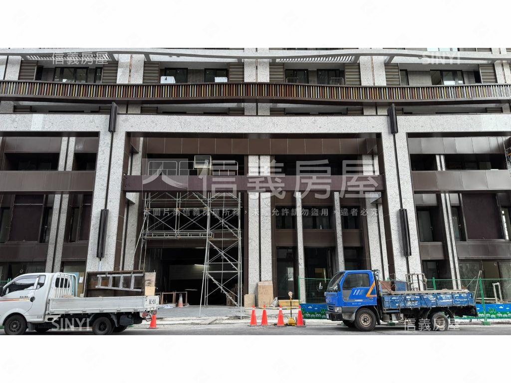 秋紅谷旁富旺天際７Ａ平車房屋室內格局與周邊環境